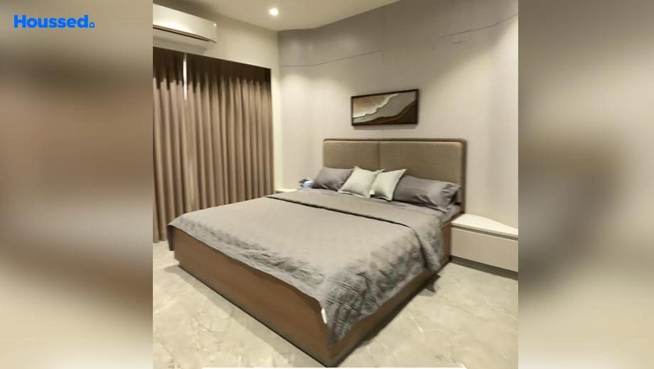 Project Image of 4 BHK Flat for Resale in Millionaires Lifestyle, Vesu - Image 49292