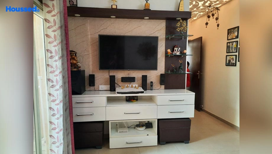 Project Image of 2 BHK Flat for Resale in Mahagun Mywoods Phase 1, Sector 16 C - Image 50070